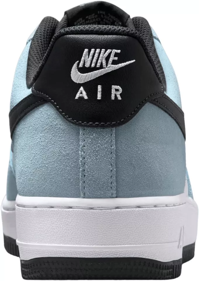 Shoes Nike Air Force 1 '07 LV8