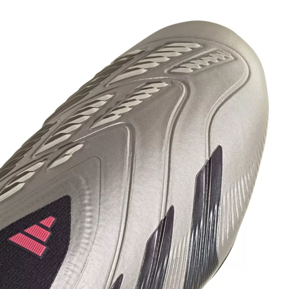 Football shoes adidas PREDATOR ELITE LL SG