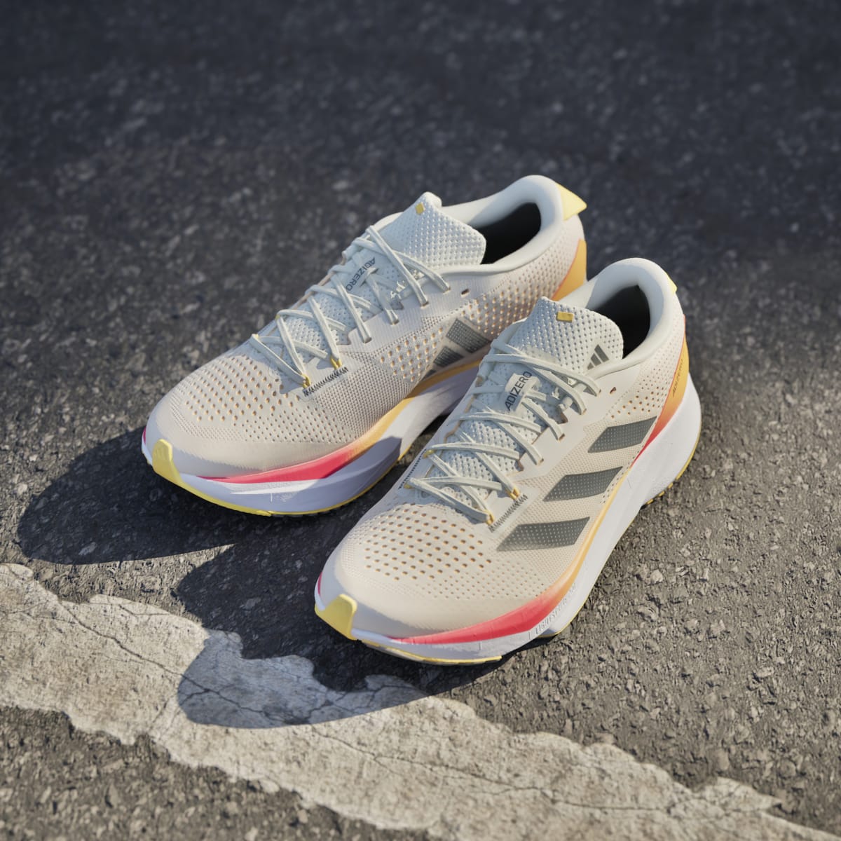 adidas ADIZERO SL（Men's） フットウェアホワイト/コアブラック