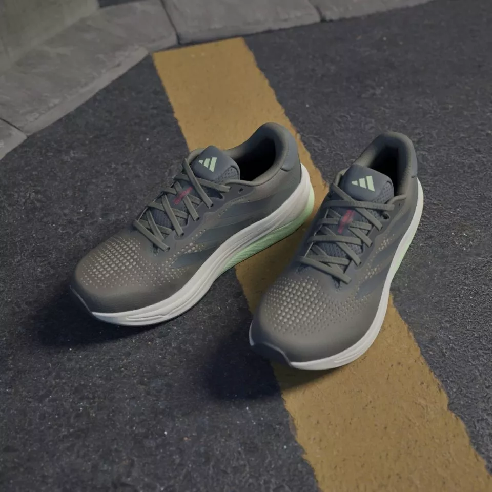 Pánské běžecké boty adidas Supernova Solution