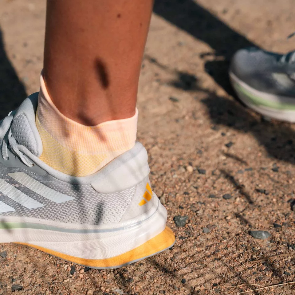 Dámské běžecké boty adidas Supernova Rise