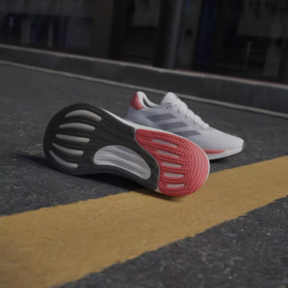 Dámské běžecké boty adidas Supernova Stride