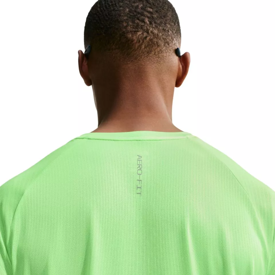 T-shirt Nike Stride