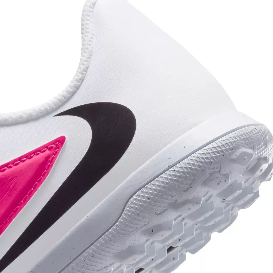Nike Phantom 6 Low Club TF Futballcipő