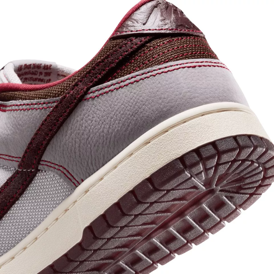 Obuwie Nike Dunk Low Retro SE Sneaker