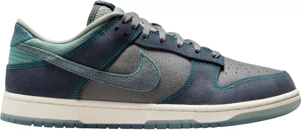Obuwie Nike Dunk Low Retro SE Sneaker