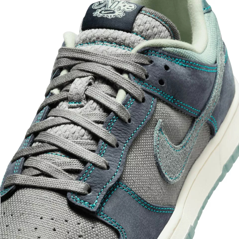 Obuwie Nike Dunk Low Retro SE Sneaker