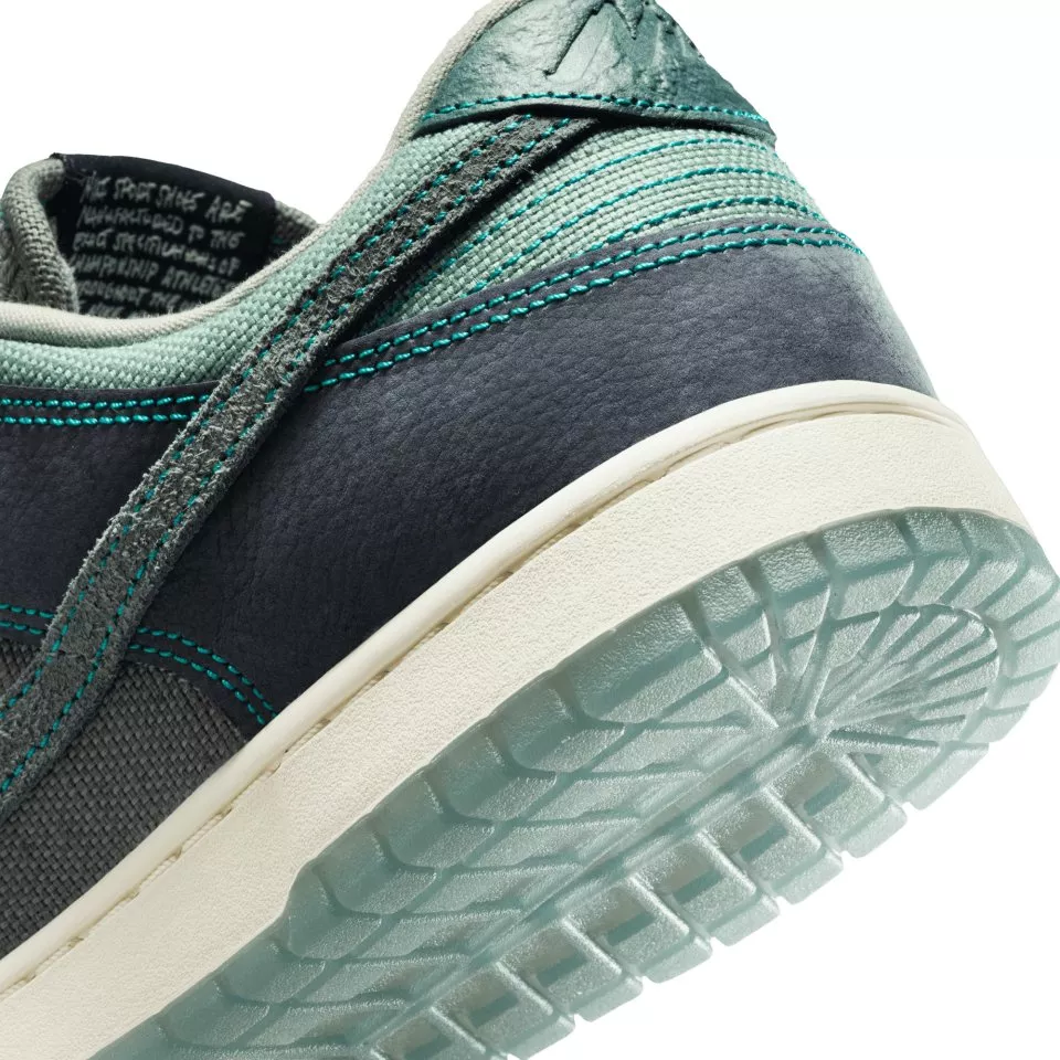Obuwie Nike Dunk Low Retro SE Sneaker