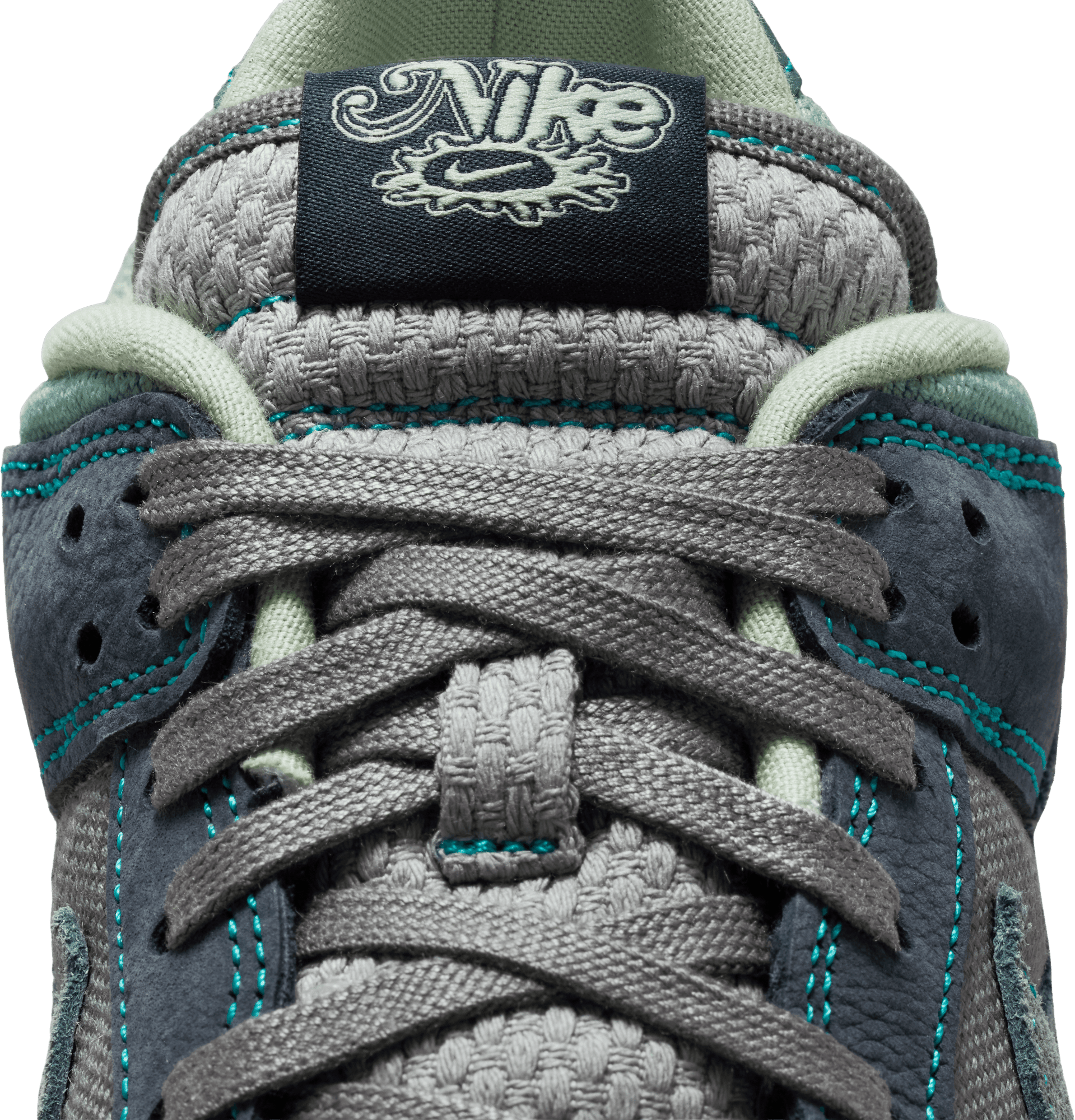 Shoes Nike Dunk Low Retro SE Sneaker - Top4Running.com