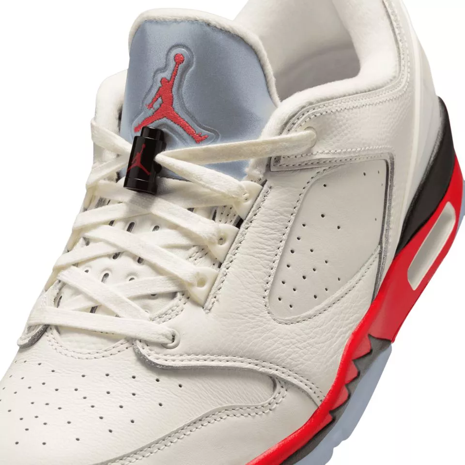 Obuwie Jordan Sixty Plus Low