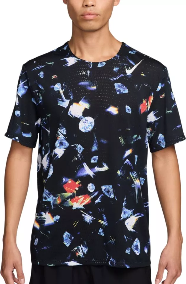 Camiseta Nike AeroSwift Glam