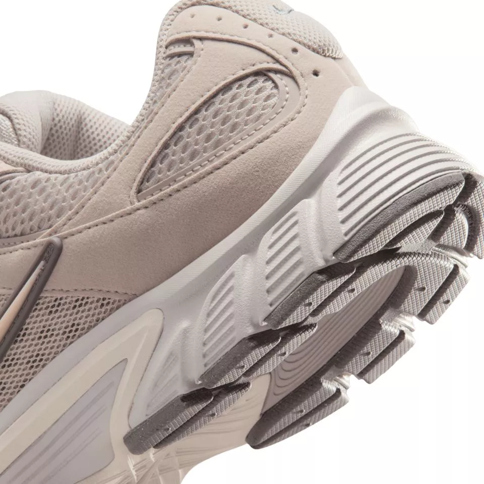 Obuwie Nike V5 RNR