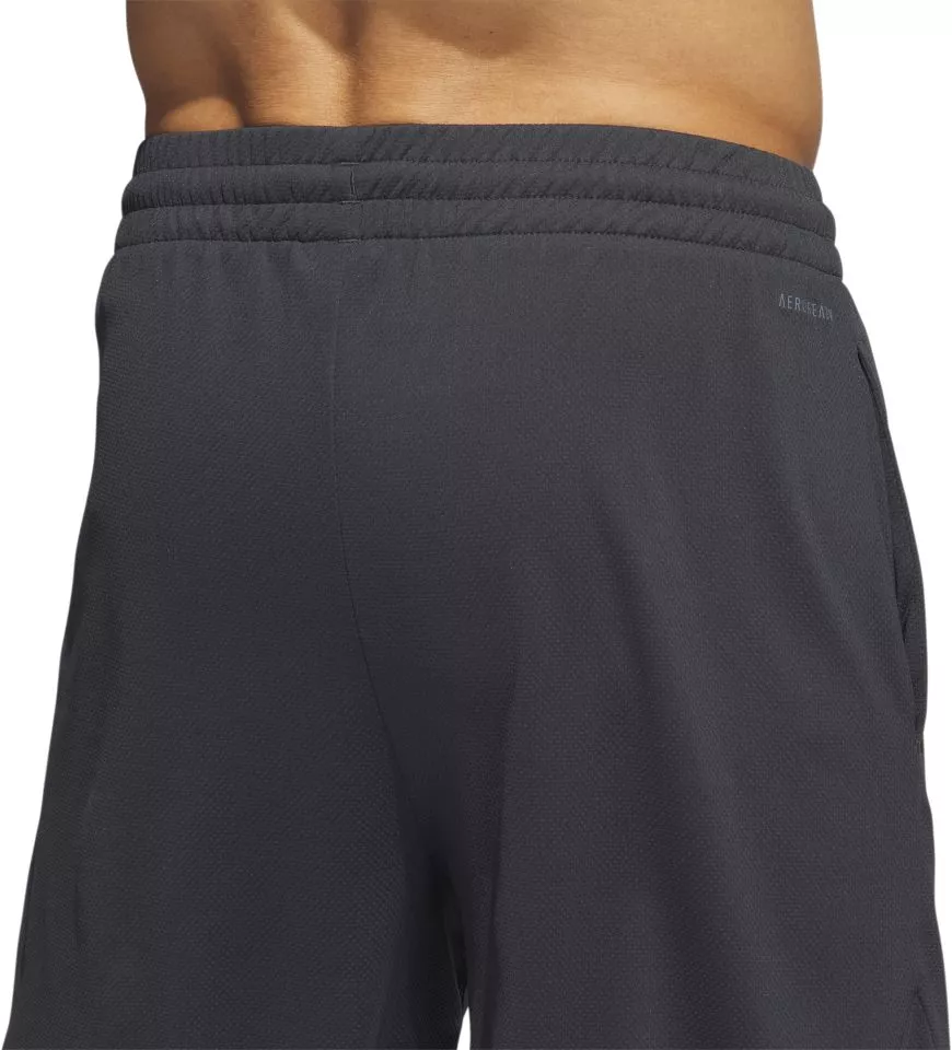 adidas BASKETBALL BADGE OF SPORT SHORTS Rövidnadrág