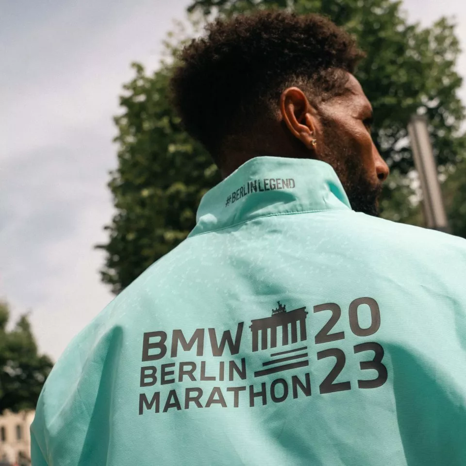 Pánská běžecká bunda adidas BMW Berlin Marathon 2023 Legends