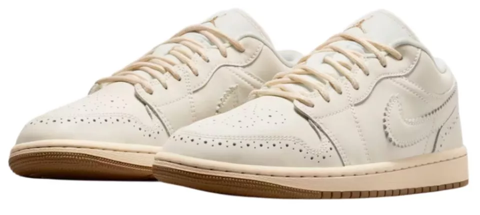 Air Jordan 1 Low SE Cipők