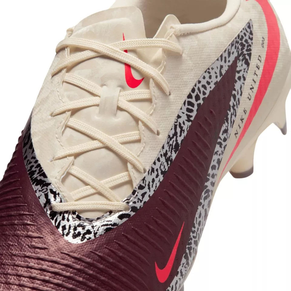 Chuteiras de futebol Nike Phantom 6 Low Academy FG/MG