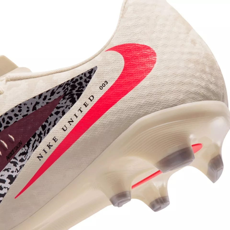 Chuteiras de futebol Nike Phantom 6 Low Academy FG/MG