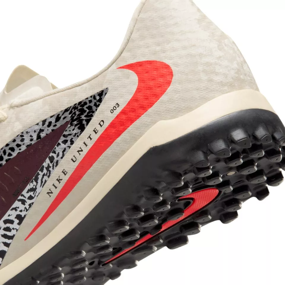 Ghete de fotbal Nike Phantom 6 Low Academy TF