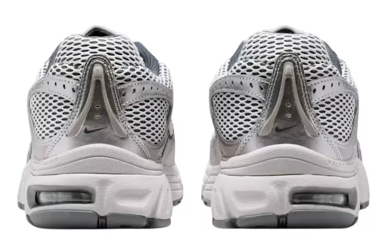 Nike Air Max Moto 2K Sneaker Cipők