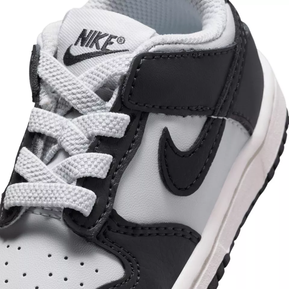 Nike Dunk Low Cipők