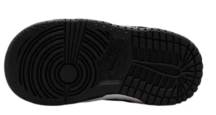 Nike Dunk Low Cipők