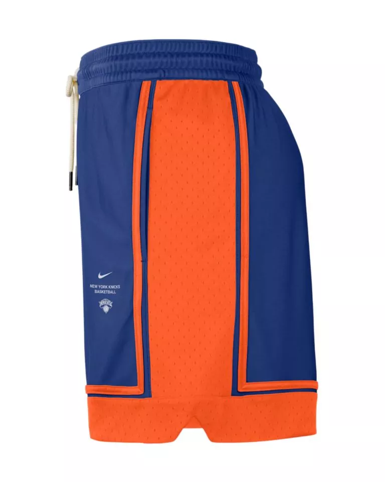 Nike New York Knicks Standard Issue 6" Rövidnadrág