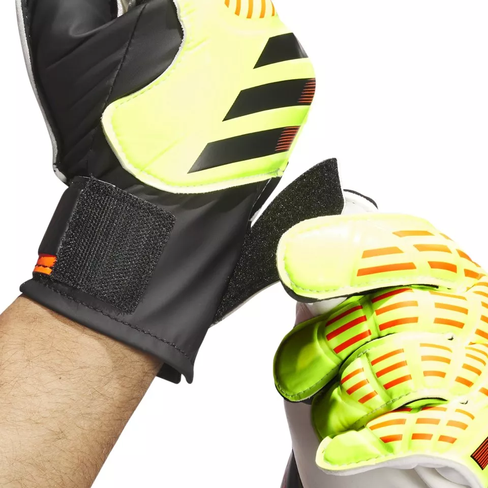 Brankářské rukavice adidas Predator Training