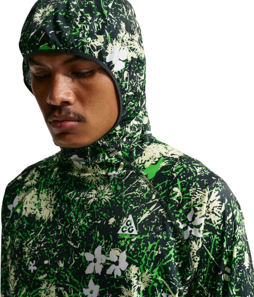 Суитшърт с качулка Nike ACG Solar Chase