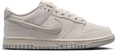 Dunk Low LV8