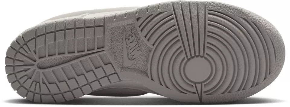 Παπούτσια Nike Dunk Low LV8