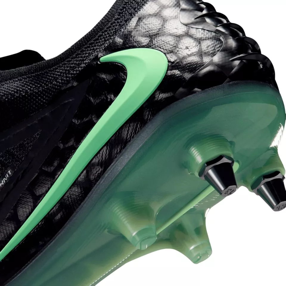 Nogometni čevlji Nike Phantom 6 Low Elite SG-Pro