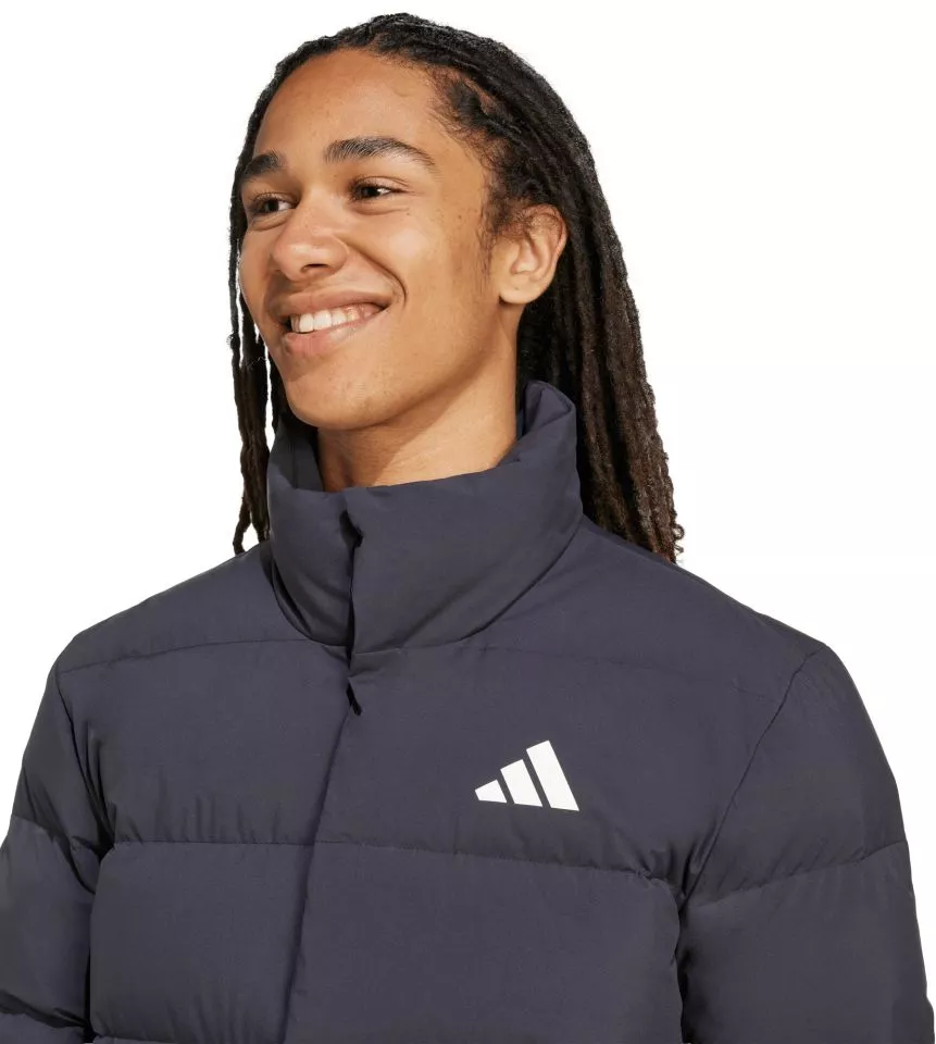 Jakna s kapuco adidas Helionic Mid-Length Down