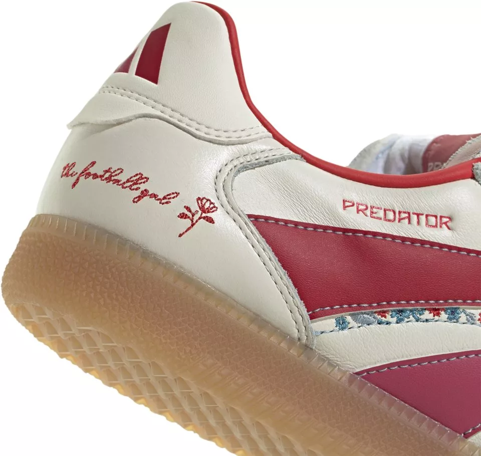 Indoor soccer shoes adidas Predator Freestyle TFG IN