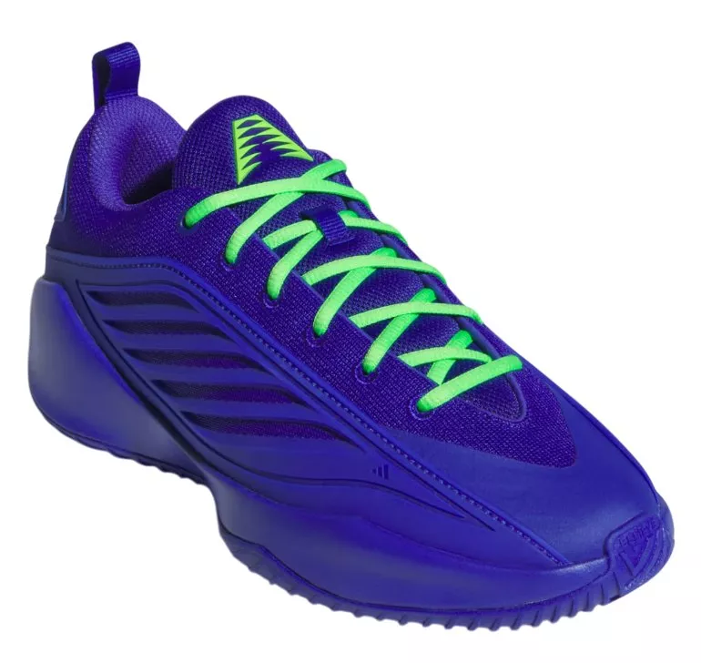 Basketball shoes adidas Believe That 1