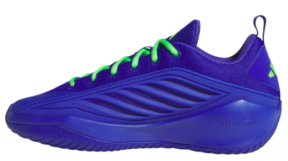 Basketball shoes adidas Believe That 1