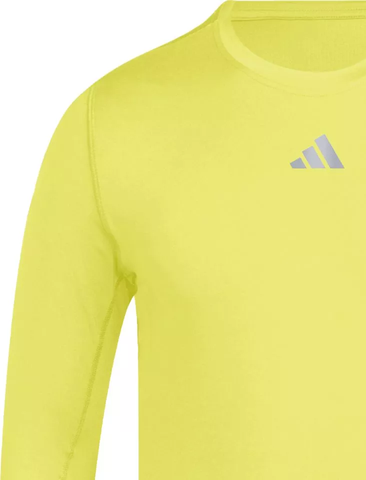 Тениска с дълъг ръкав adidas Techfit Longsleeve