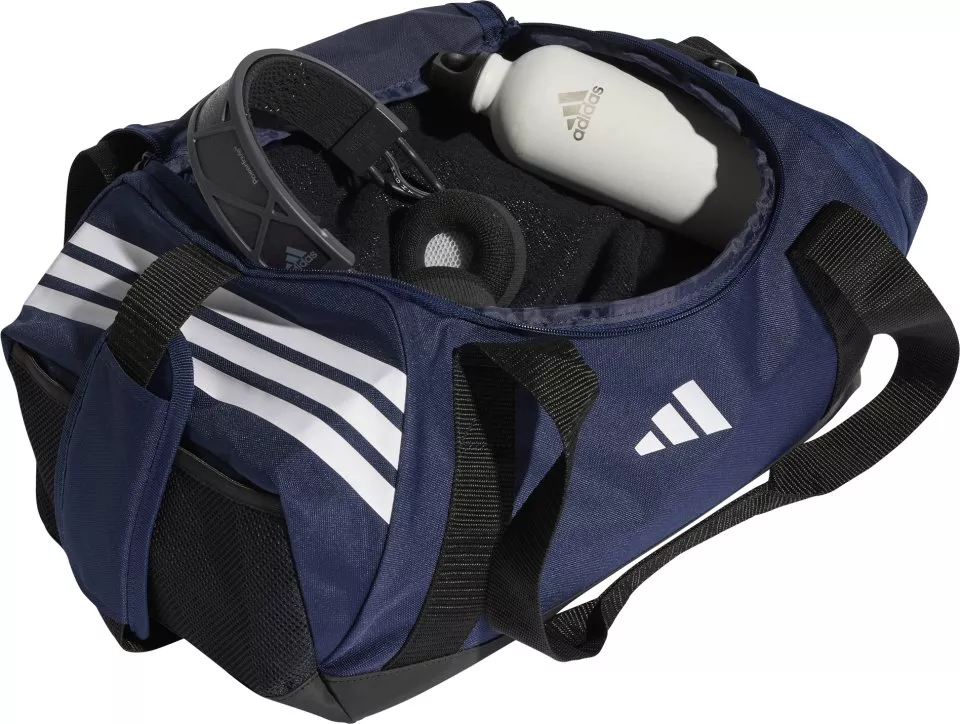 Malá cestovní taška adidas Tiro Duffle Small