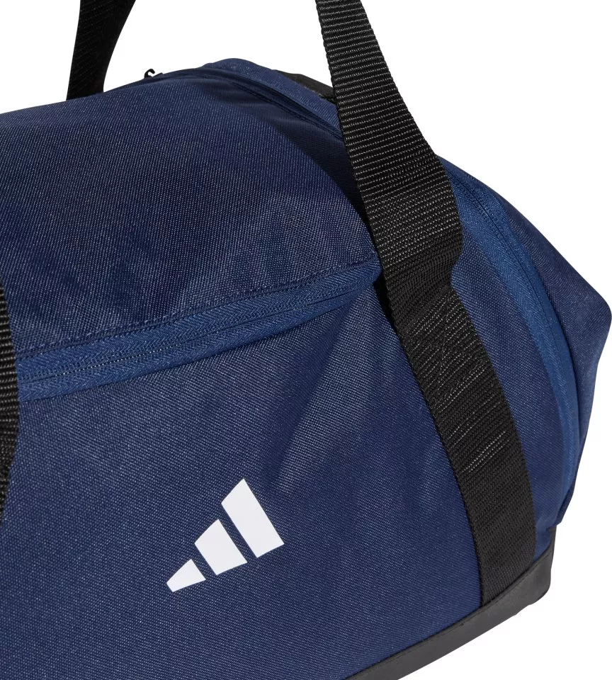 Malá cestovní taška adidas Tiro Duffle Small