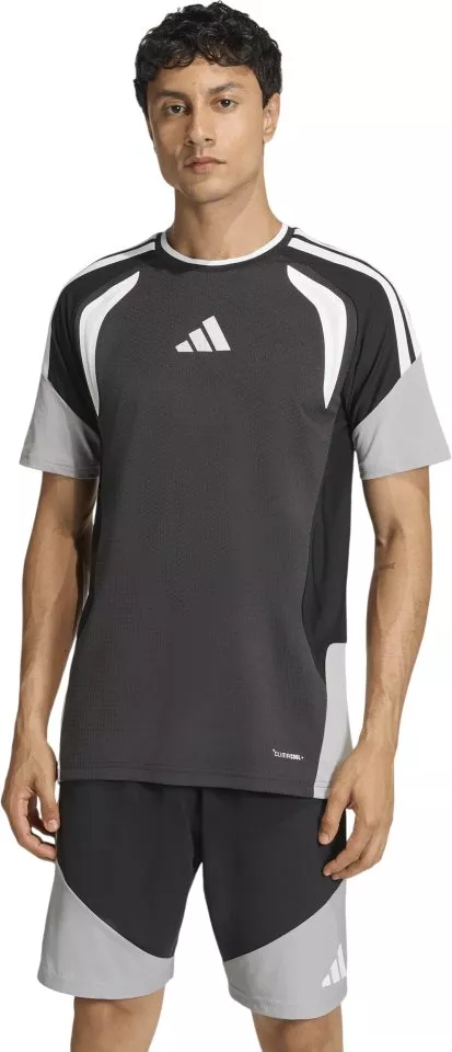 Dres adidas Tiro26 Pro Training