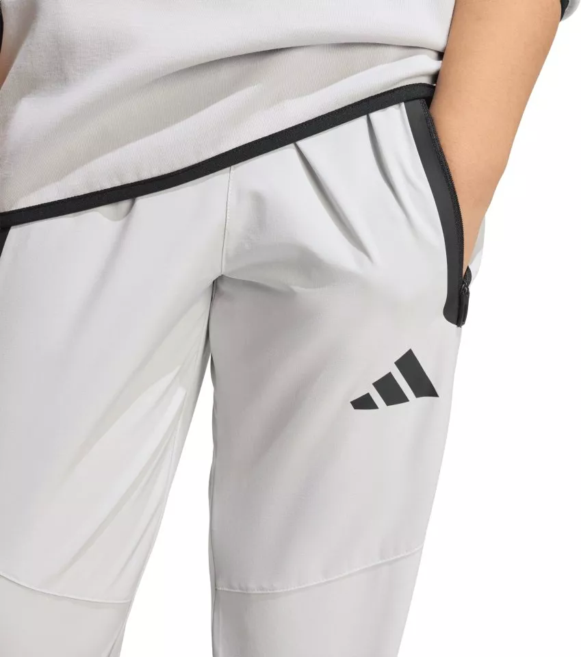adidas Tiro Travel Woven Kids Nadrágok