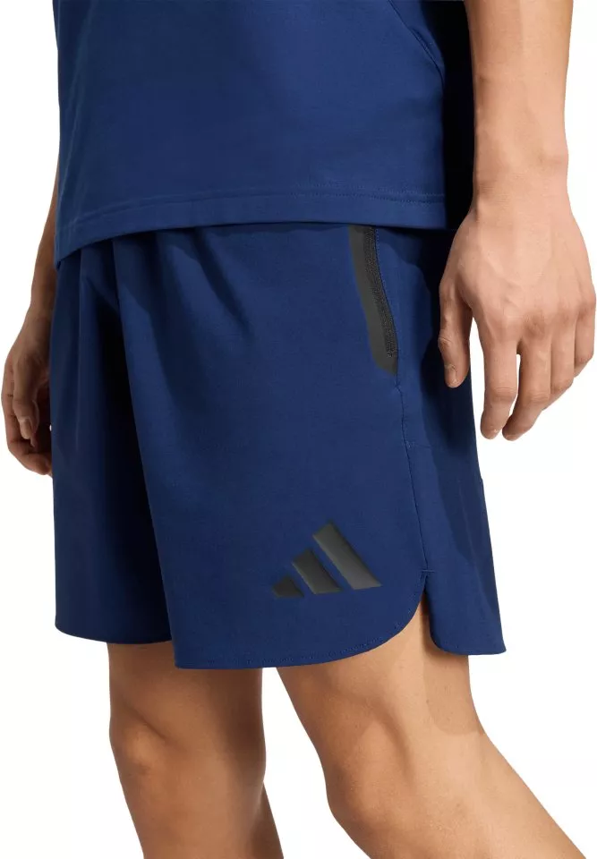 Pánské šortky adidas Tiro Travel Woven