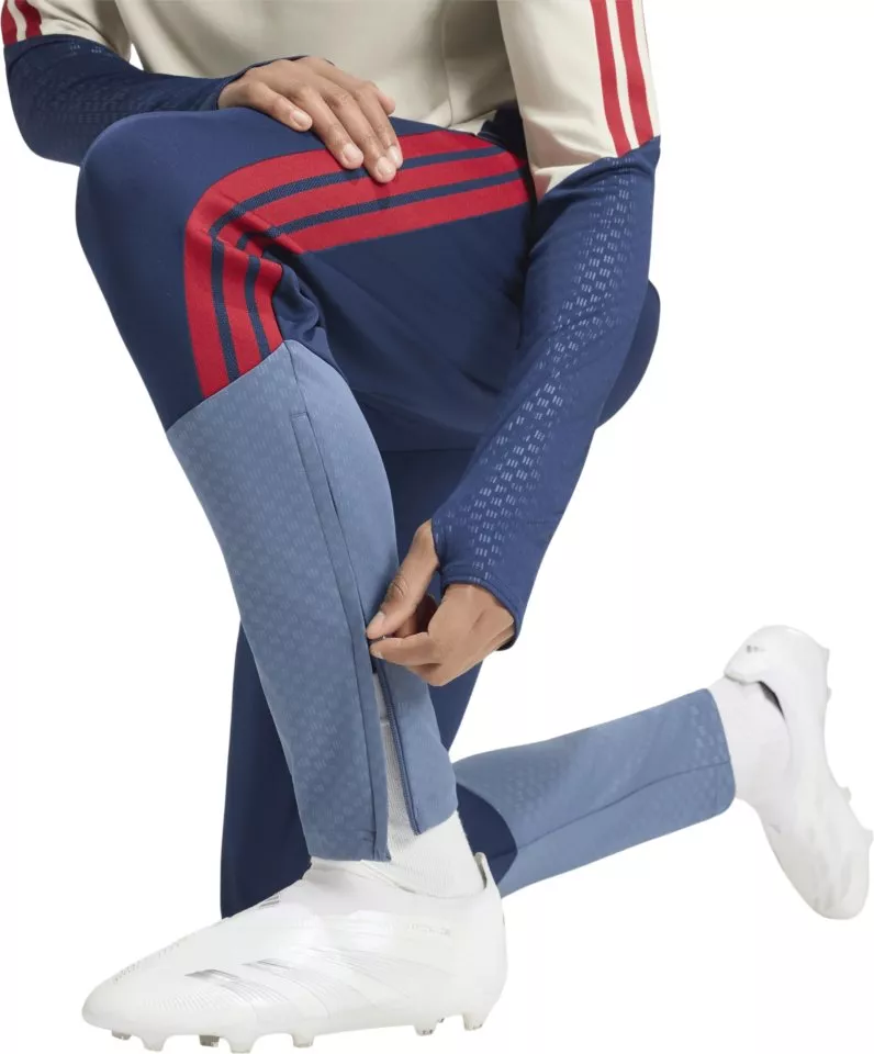 Calças adidas FC Bayern 2026/27