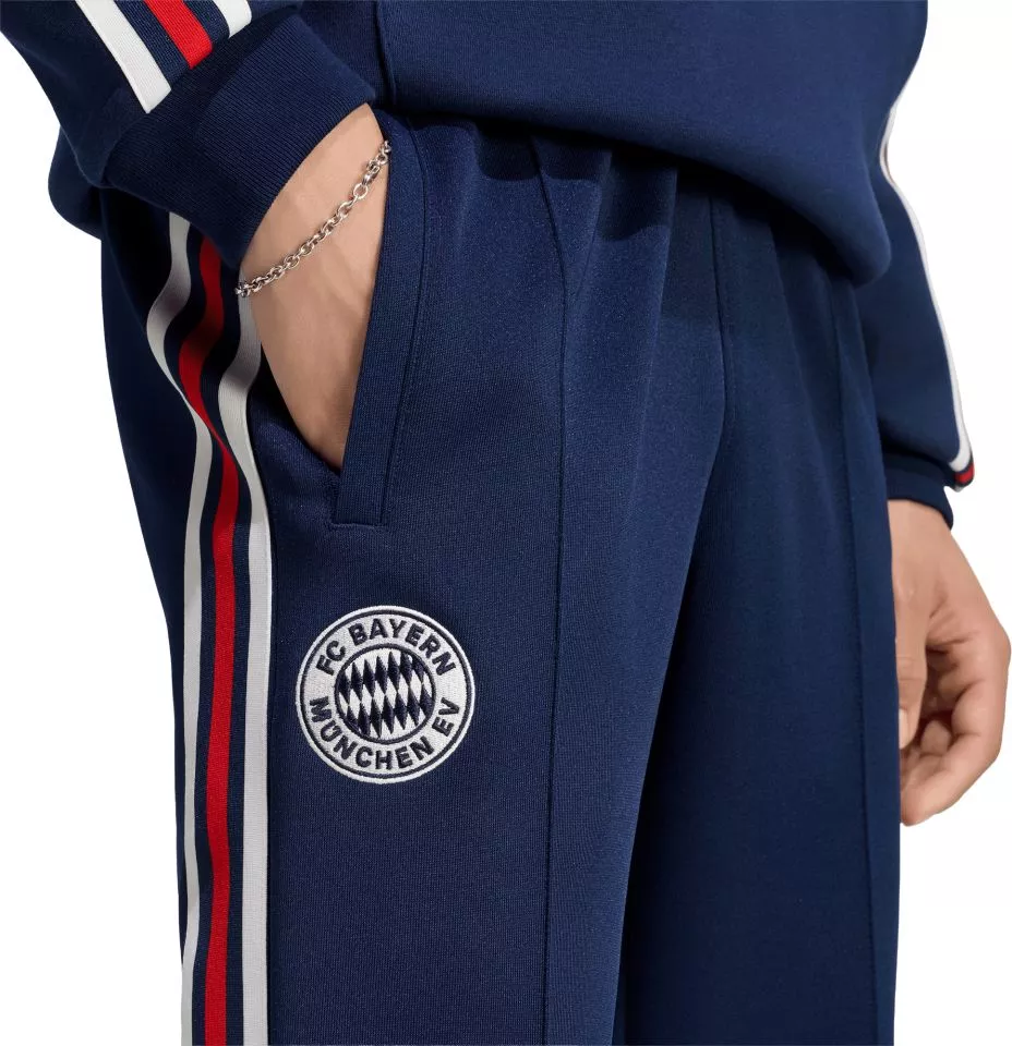 Hlače adidas FC Bayern Originals