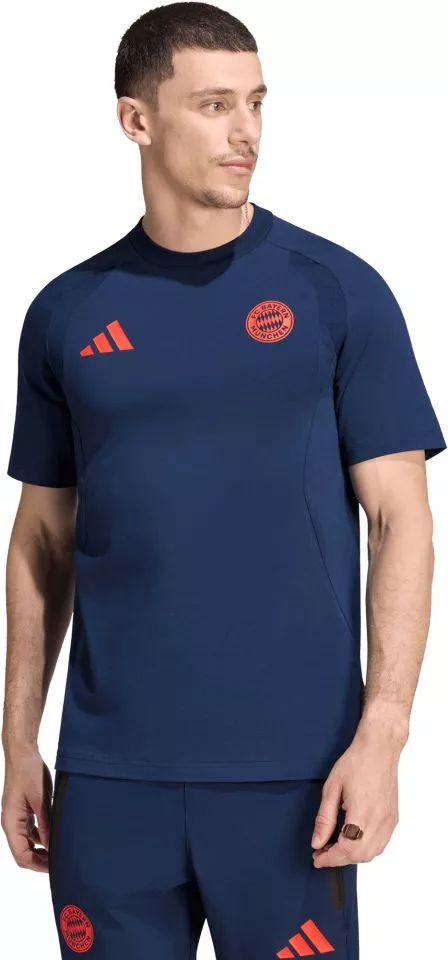 adidas FC Bayern Tiro Travel Rövid ujjú póló