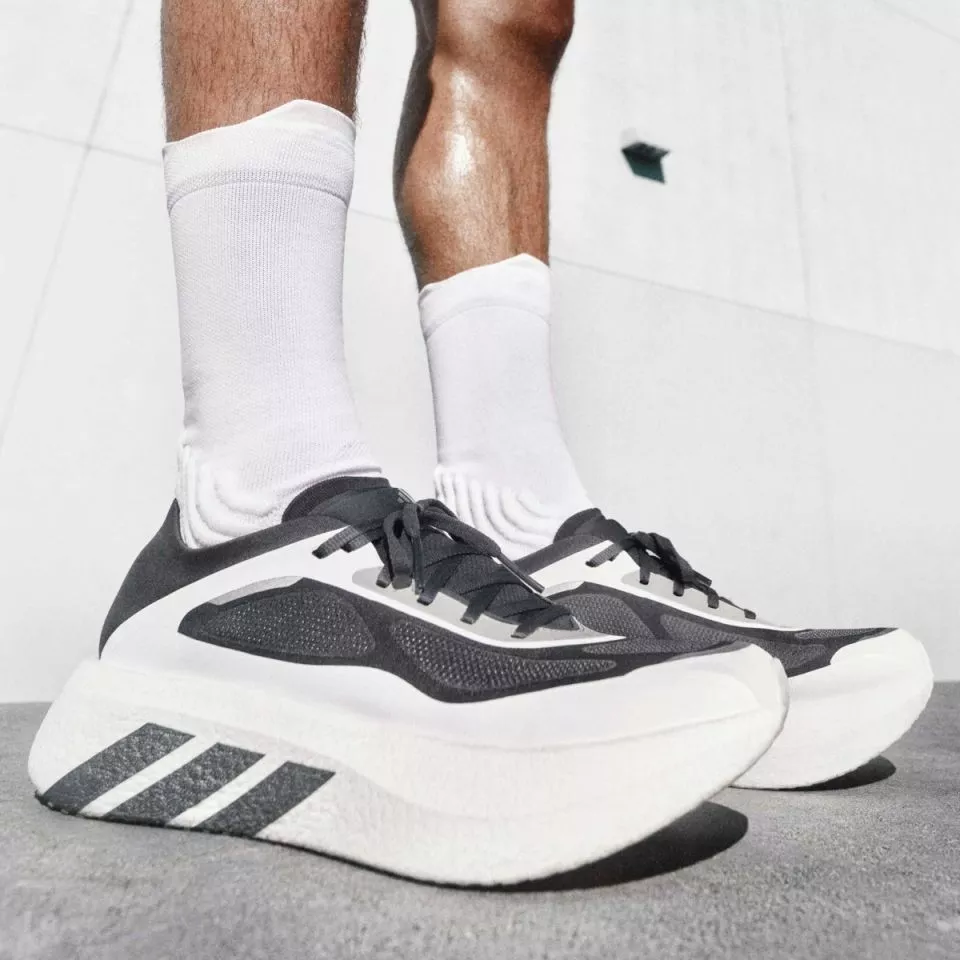 Обувки за бягане adidas Hyperboost Run