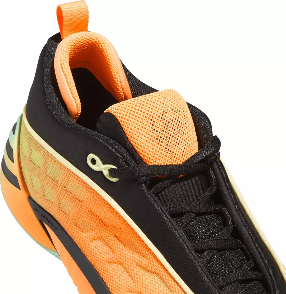 Basketball shoes adidas D.O.N. Issue 8