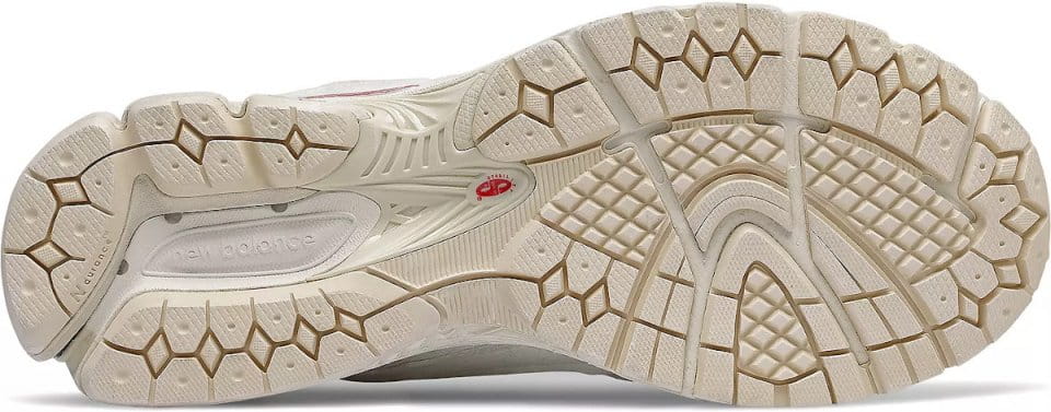 Shoes New Balance M2002R - Top4Football.com