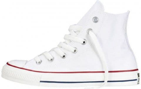 company that manufactures chuck taylor sneakers