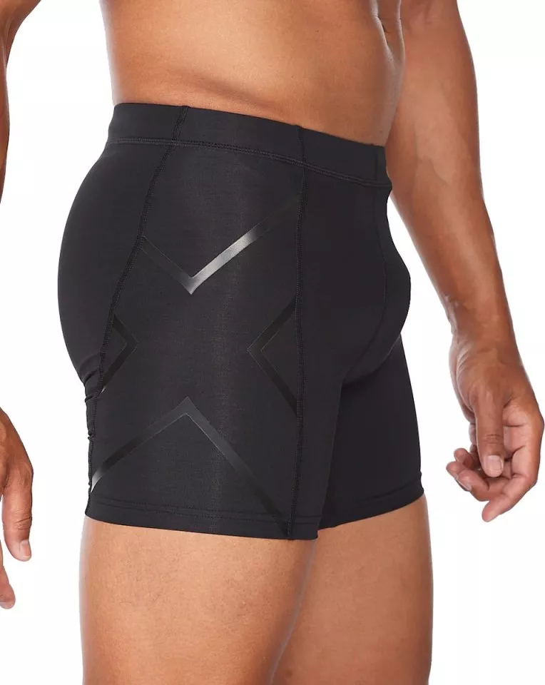 2XU Core Compression 1/2 - Top4Running.com