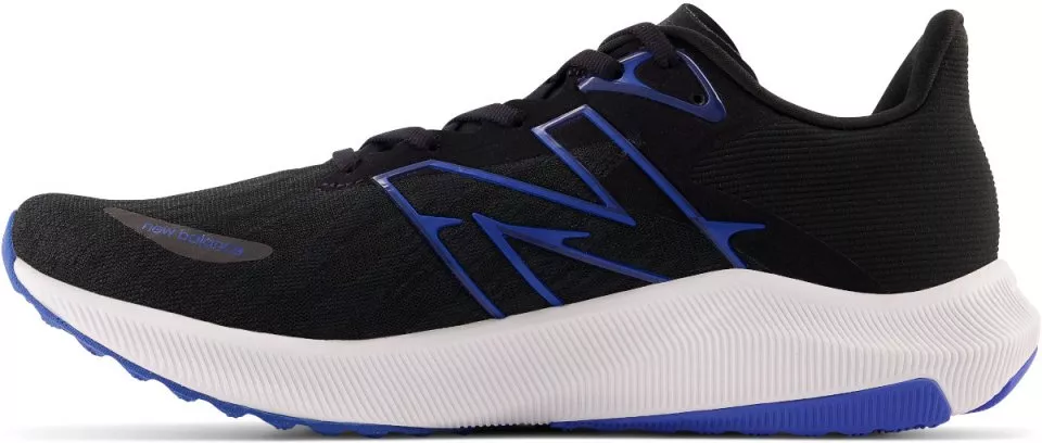 Running shoes New Balance FuelCell Propel v3